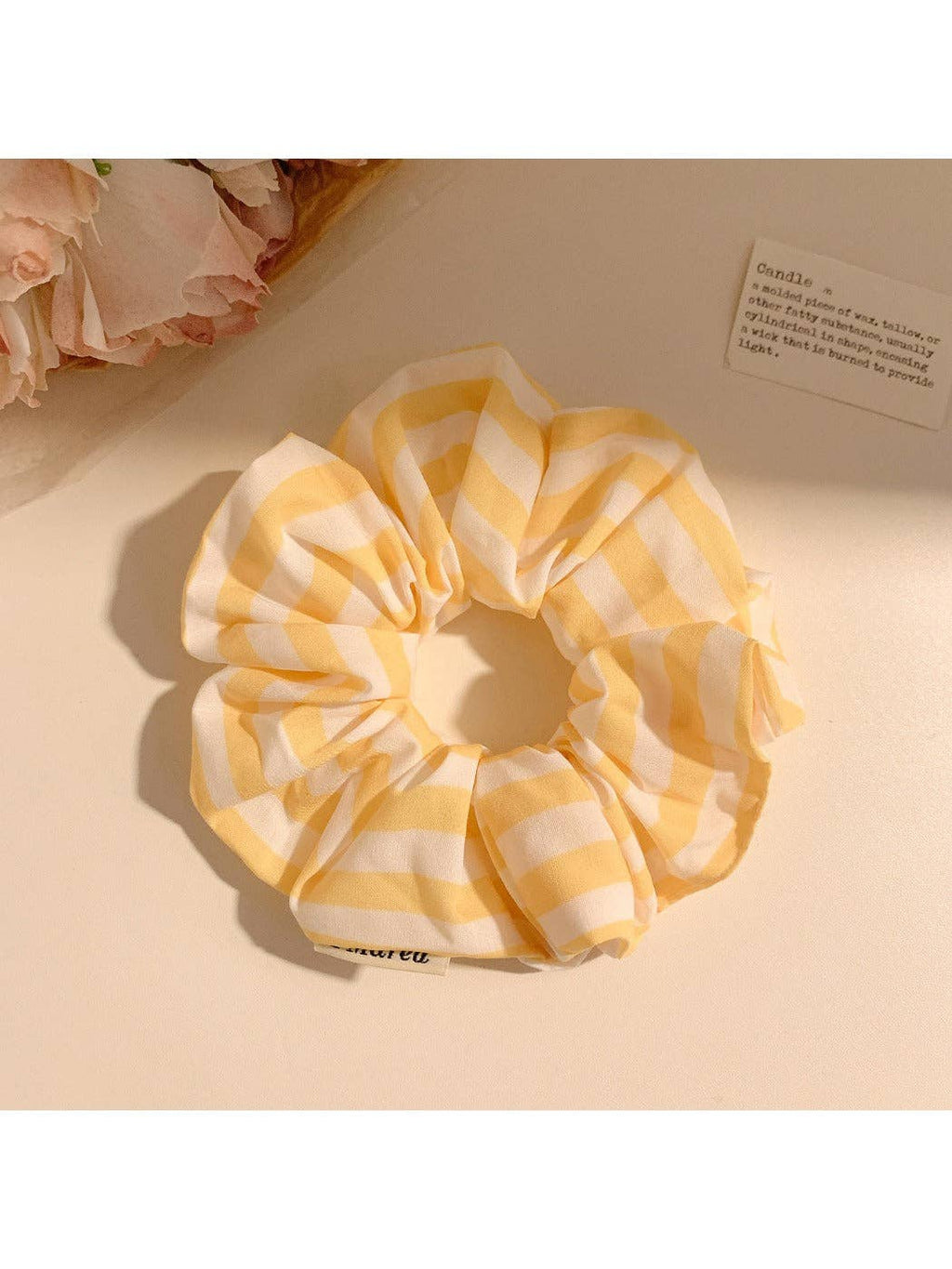 Gifty - Simple Yellow Striped Scrunchie: Yellow