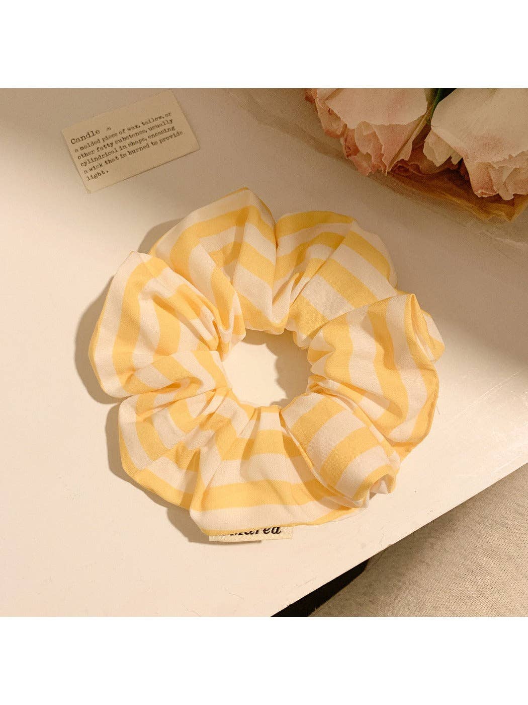 Gifty - Simple Yellow Striped Scrunchie: Yellow