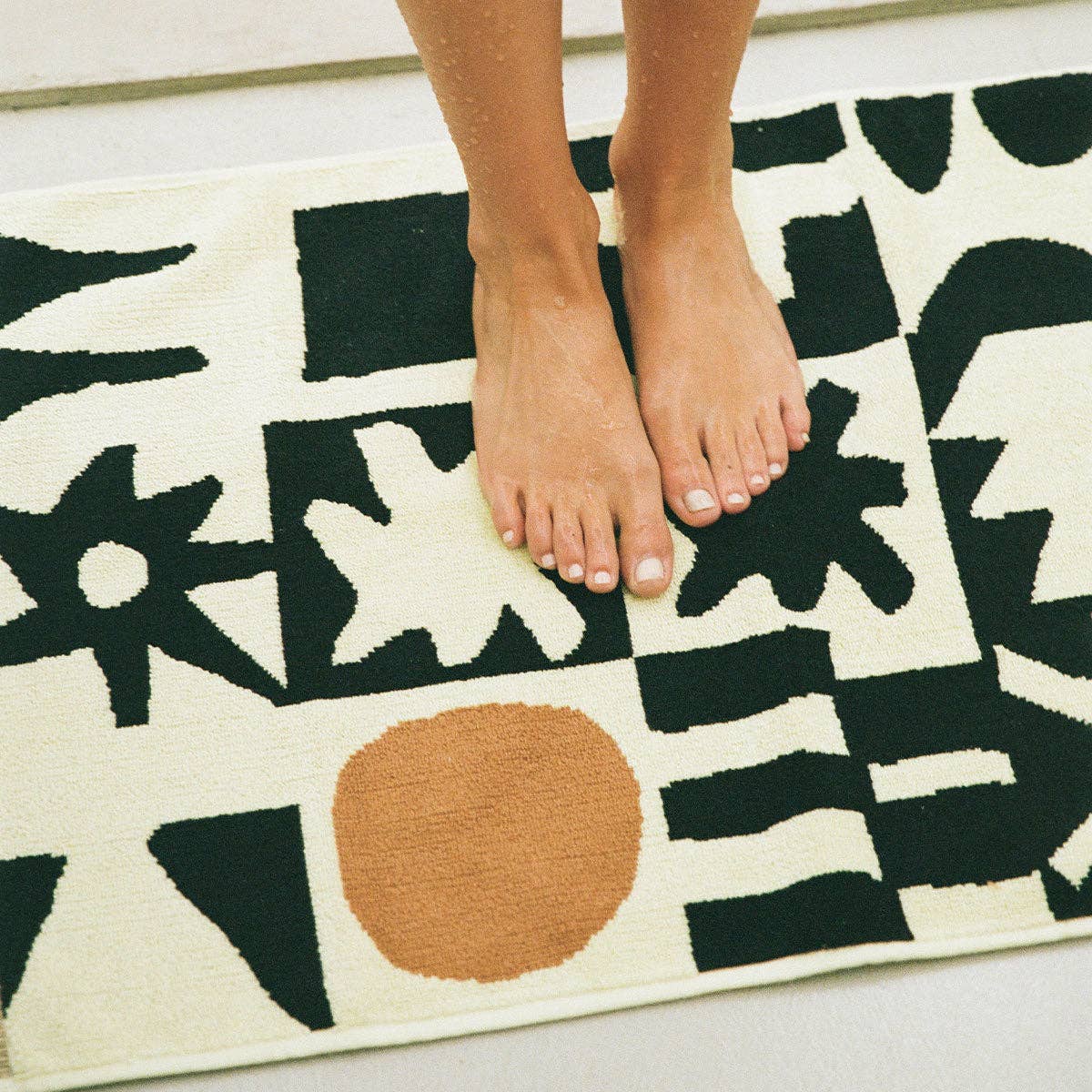 Upton Bath Mat - Black | Upton x Slowtide
