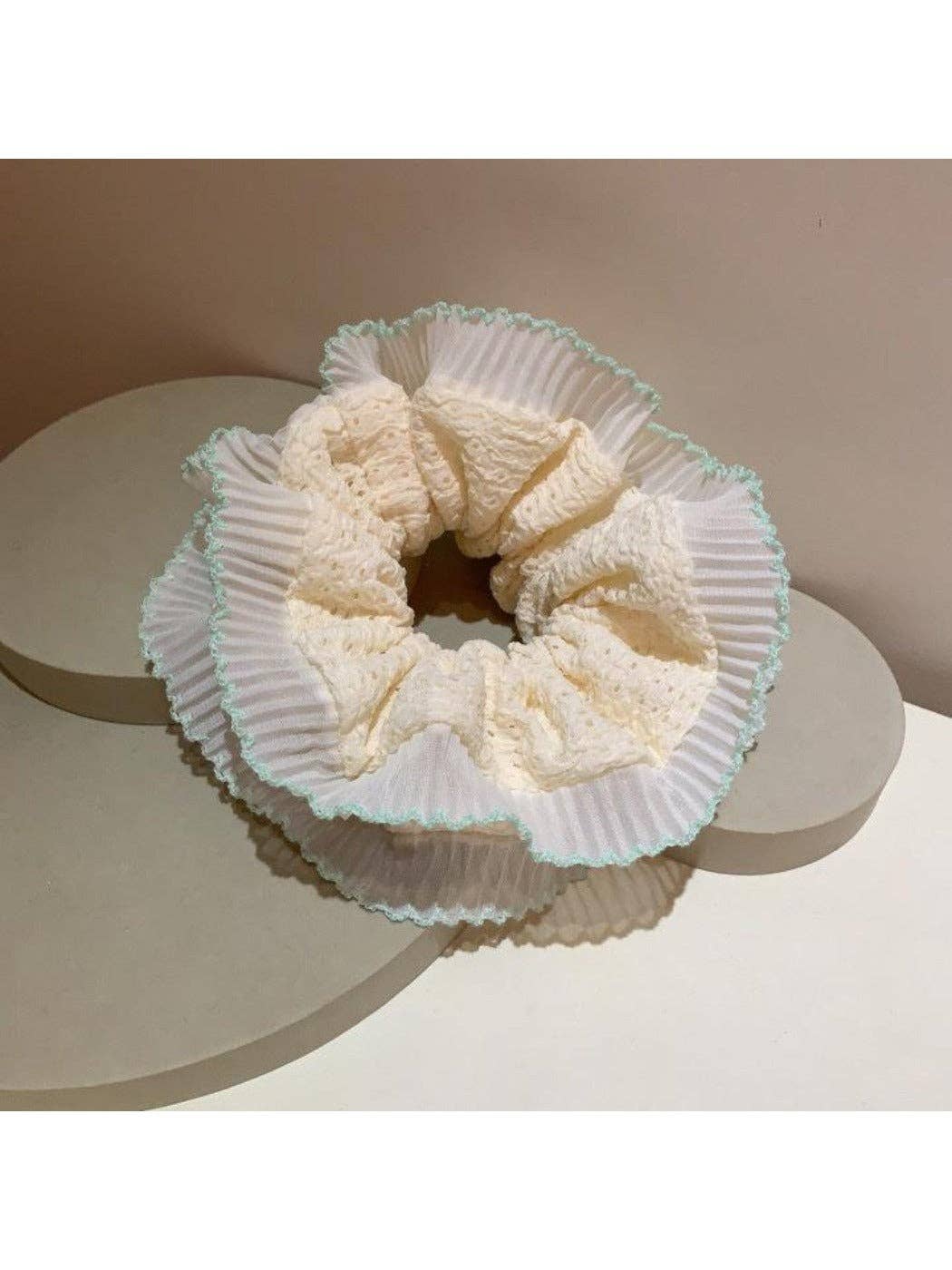 Gifty - Ruffled Lace Scrunchie: 1003#Red