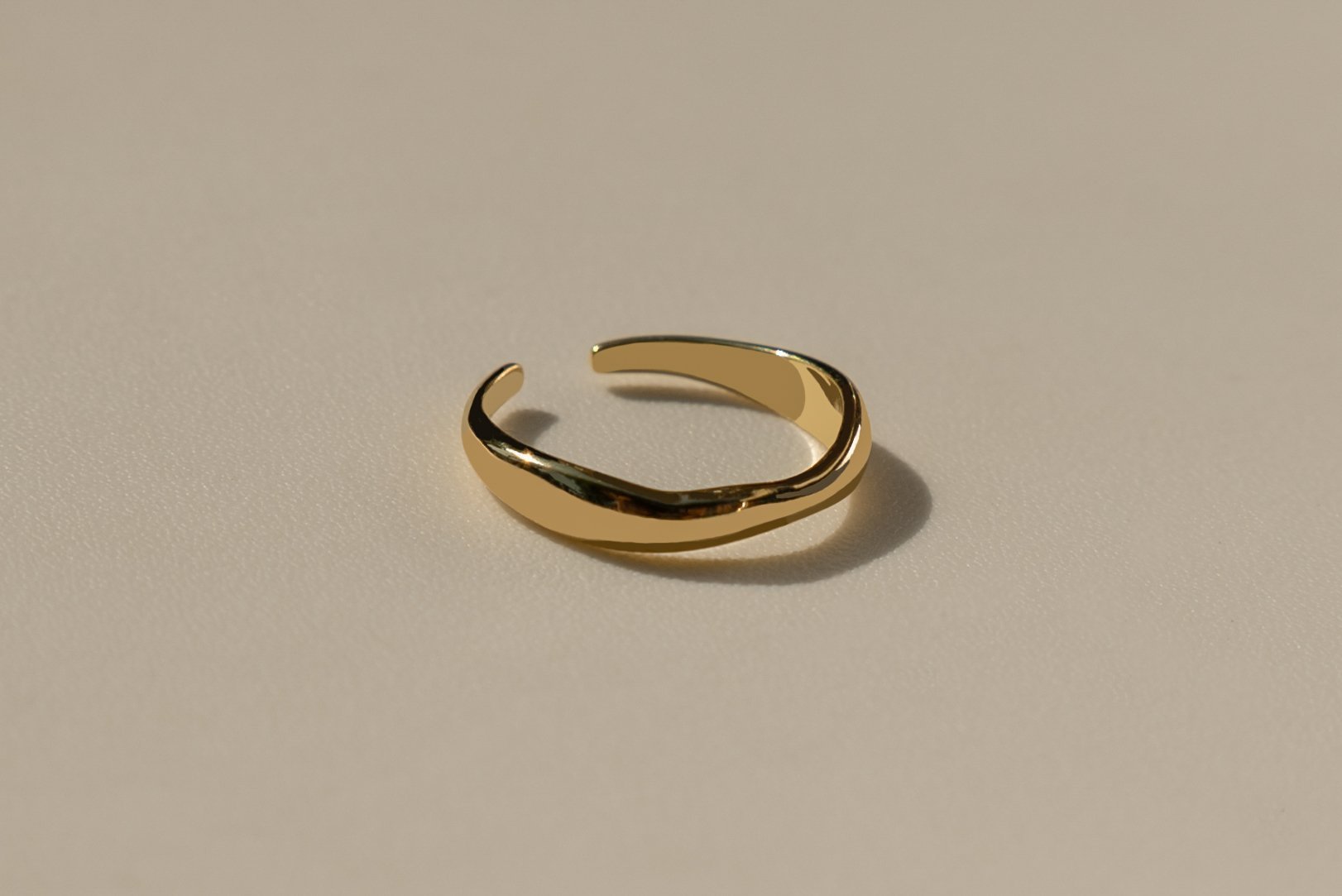685bf416c0f3f4673dfe2462_classic-ring-4_1751497803554.jpg