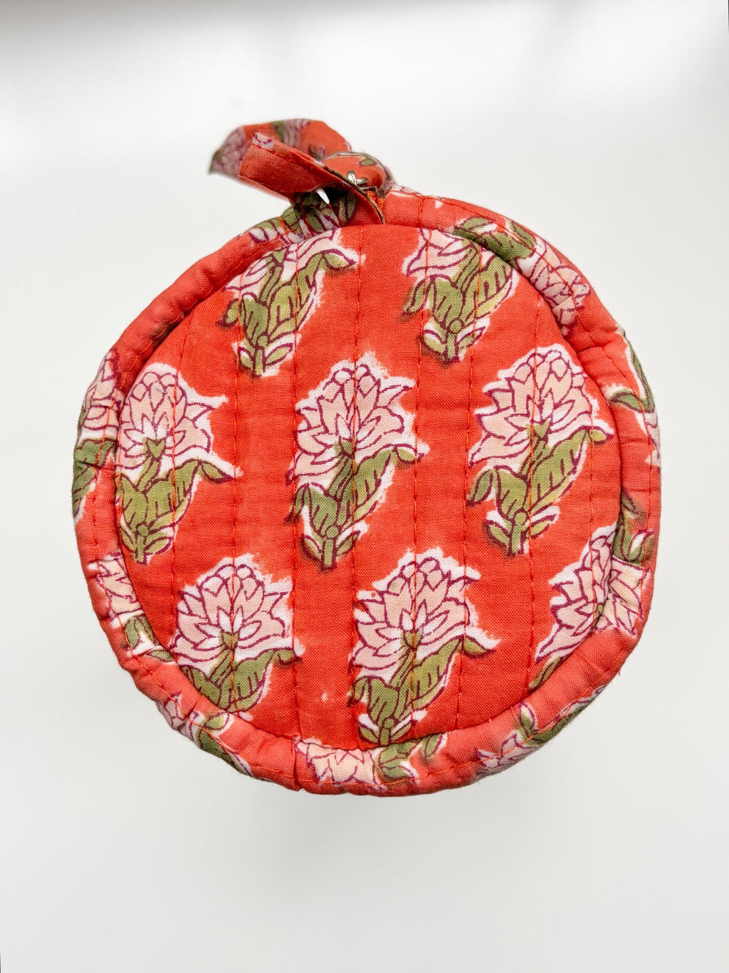 685bf416c0f3f4673dfe2462_house-of-mulmul-cotton-quilted-makeup-pencil-pouch-26-_1786980746764.jpeg