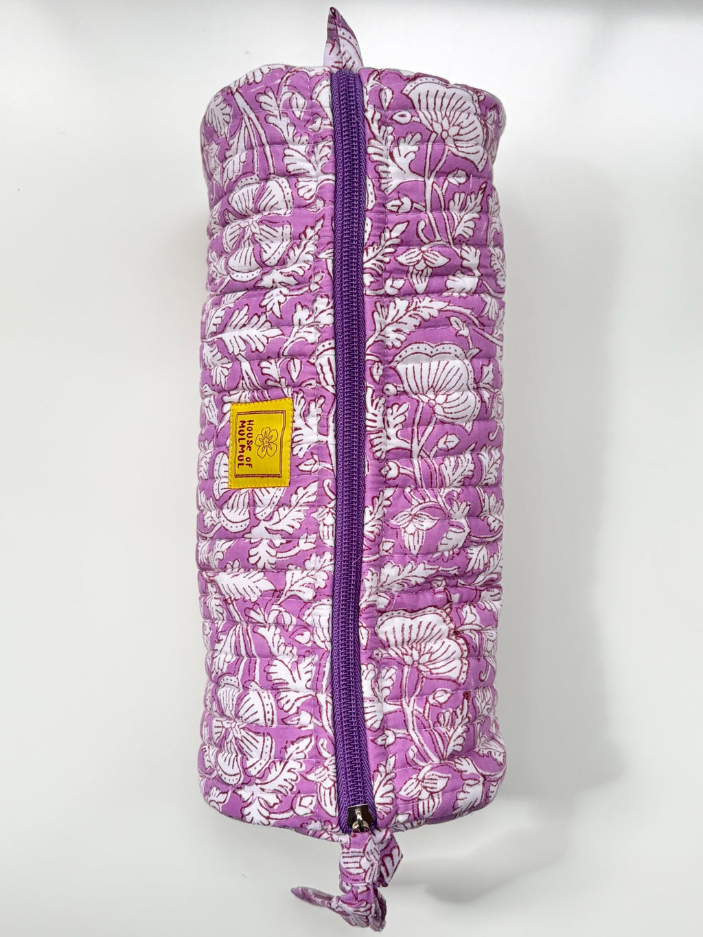685bf416c0f3f4673dfe2462_house-of-mulmul-cotton-quilted-makeup-pencil-pouch-31-_1786980684468.jpeg