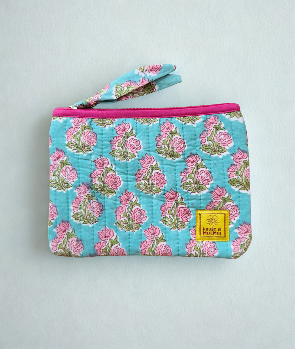 685bf416c0f3f4673dfe2462_house-of-mulmul-quilted-flat-passport-pouch-34-_1786911160552.png