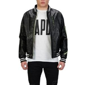 685bf416c0f3f4673dfe2462_leather-bomber-jacket-4-_1765823875381.jpg