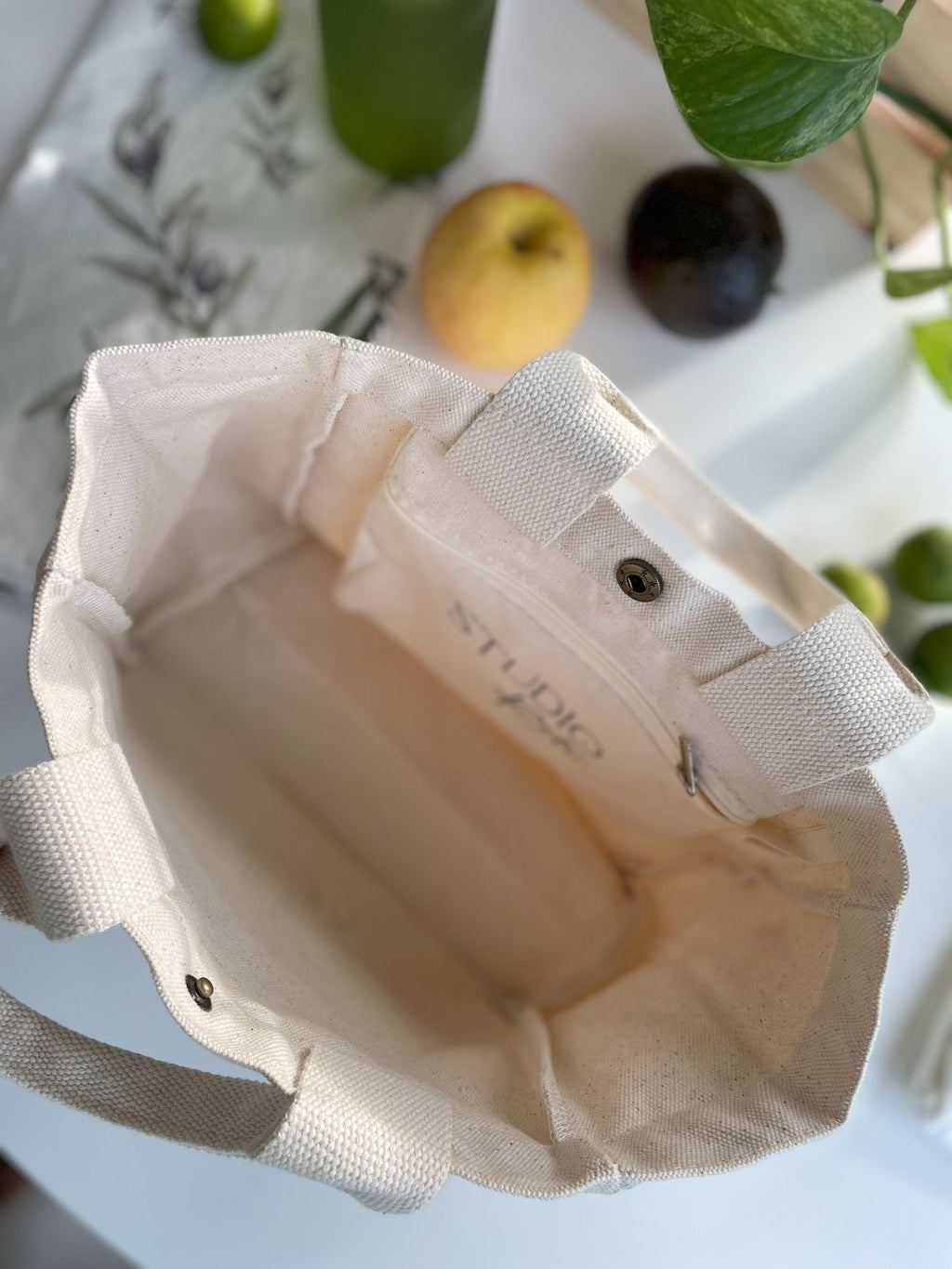 685bf416c0f3f4673dfe2462_mini-lemon-bag-studioreta_1771611913840.jpg