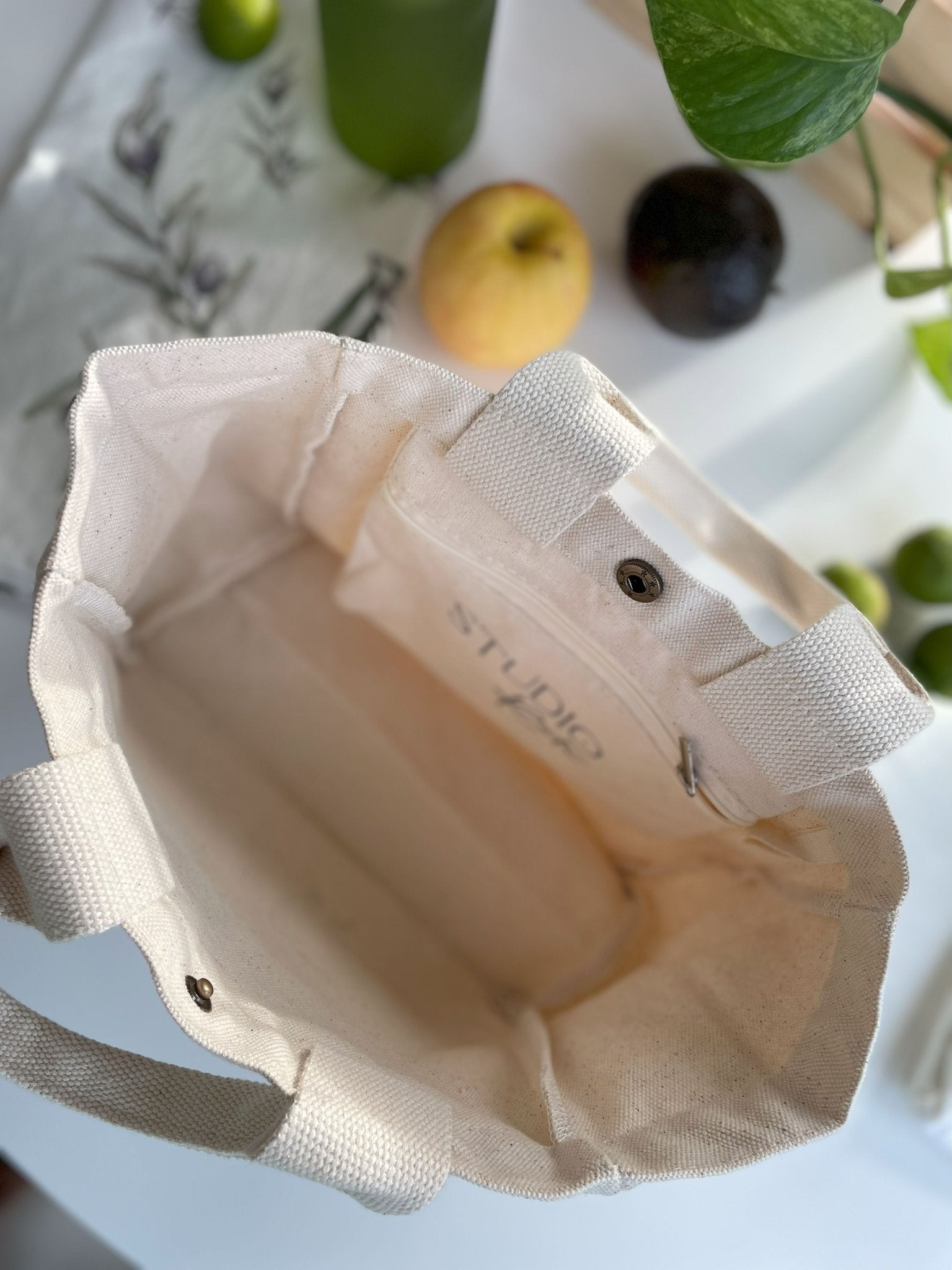 685bf416c0f3f4673dfe2462_mini-lemon-bag-studioreta_1771611913840.jpg
