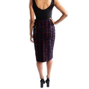 685bf416c0f3f4673dfe2462_pencil-skirt-in-leopard-and-plaid-5-_1765824561991.jpg