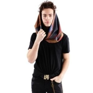 685bf416c0f3f4673dfe2462_reversible-infinity-scarf-in-aztec-print-4-_1765824852002.jpg