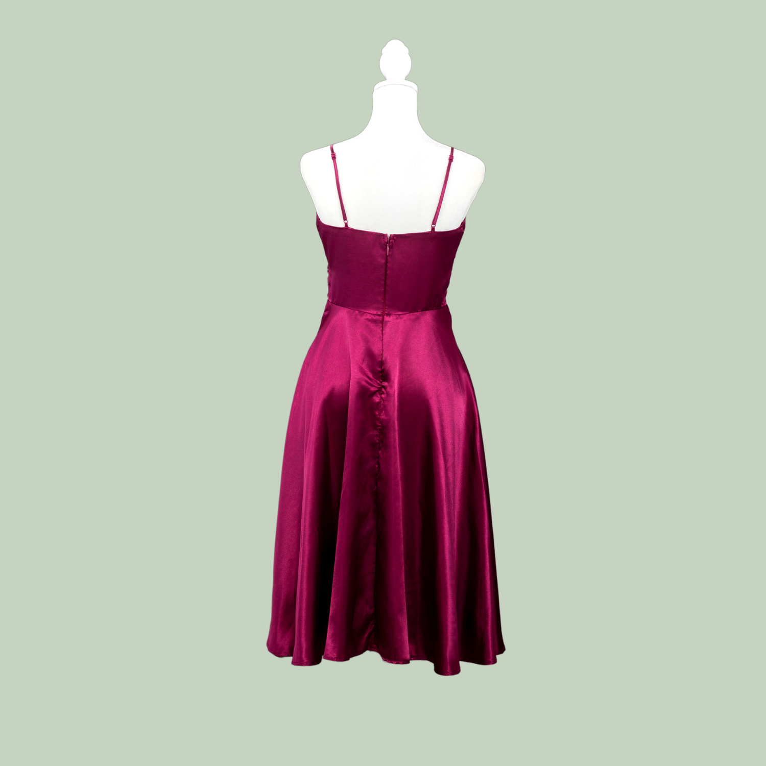 685bf416c0f3f4673dfe2462_the-starry-romantic-dress-back_1778792585672.png