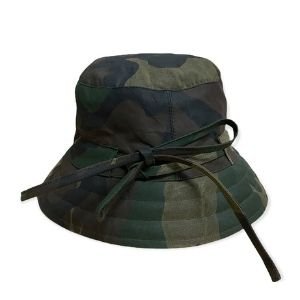 685bf416c0f3f4673dfe2462_waxed-camo-reversible-bucket-hat-2-_1765825981737.jpg