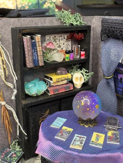 685bf416c0f3f4673dfe2462_witchy-detail_1779934961328.jpg