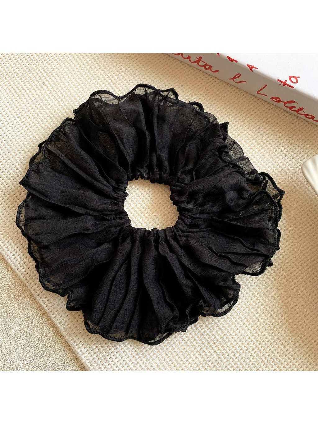 Gifty - Mesh Ruffled Scrunchie Hair Tie: Black