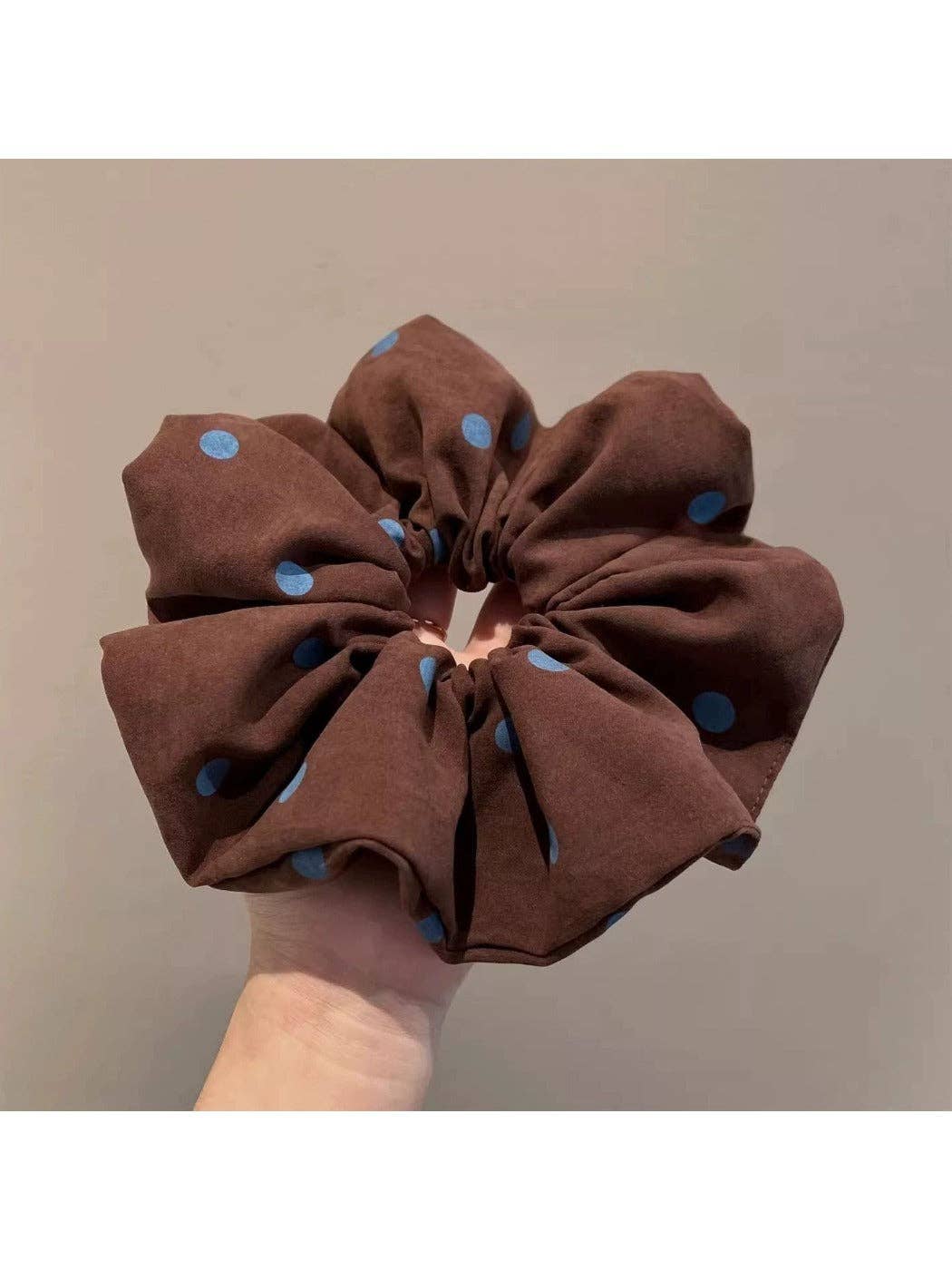 Gifty - Elegant Blue Polka Dot Hair Scrunchie: Brown1485