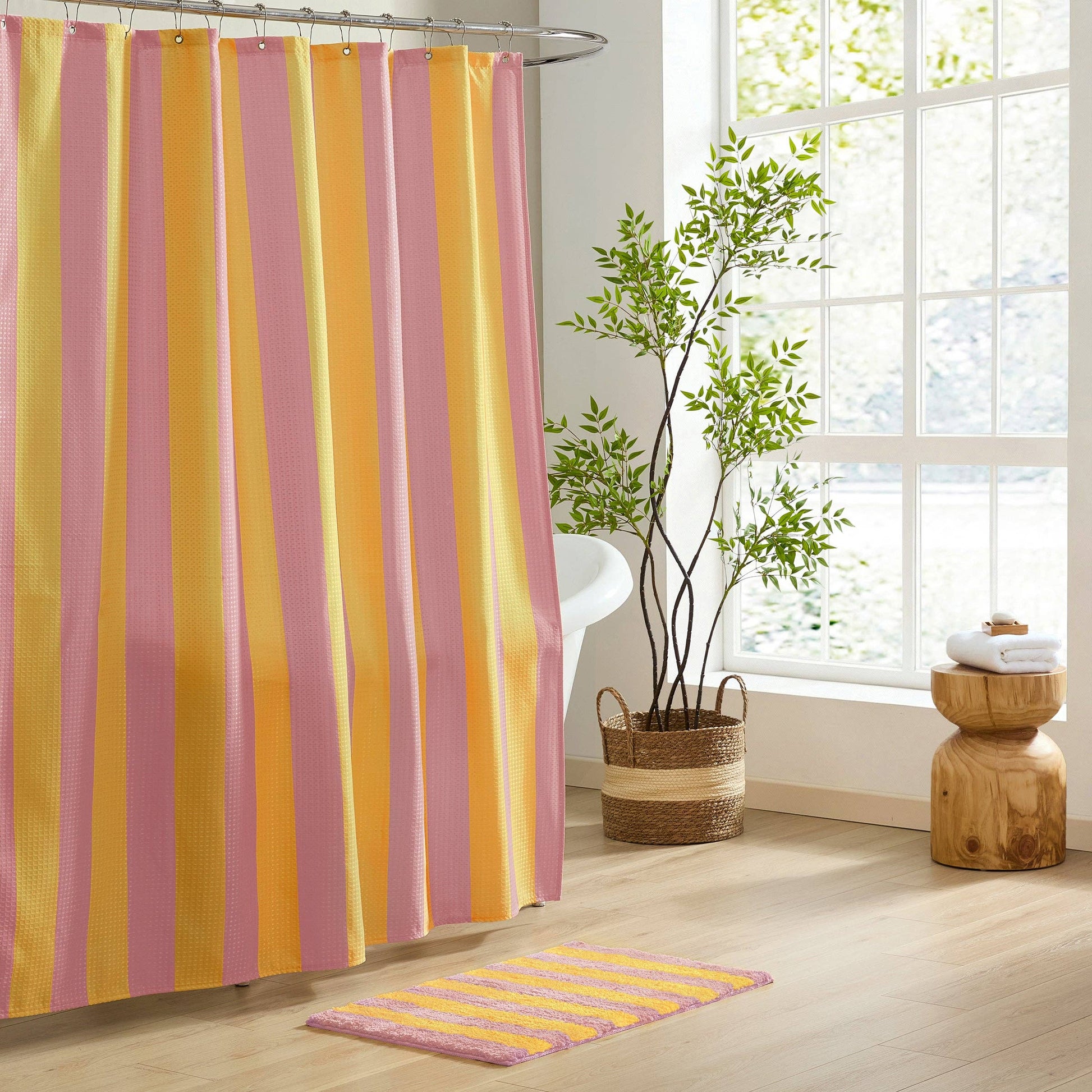 Flamingo Bath Mat (Sunrose): 20x32 inch