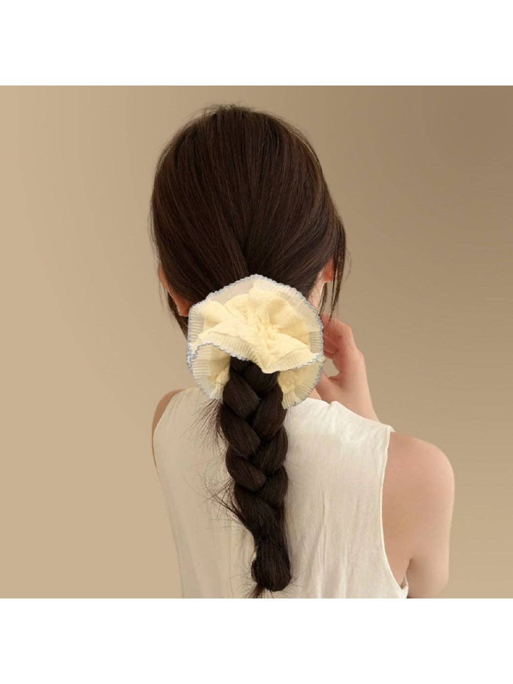 Gifty - Ruffled Lace Scrunchie: 1007#Red