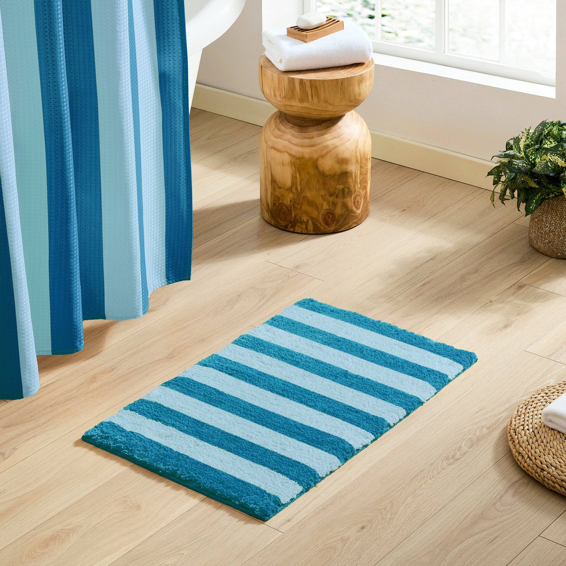 Flamingo Bath Mat (Blue): 20x32 inch