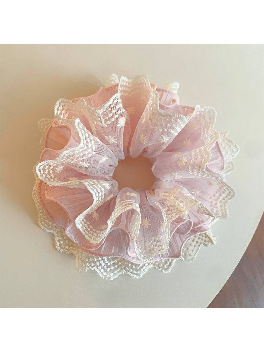 Gifty - Sweet Printed Ruffled Scrunchie: Pink