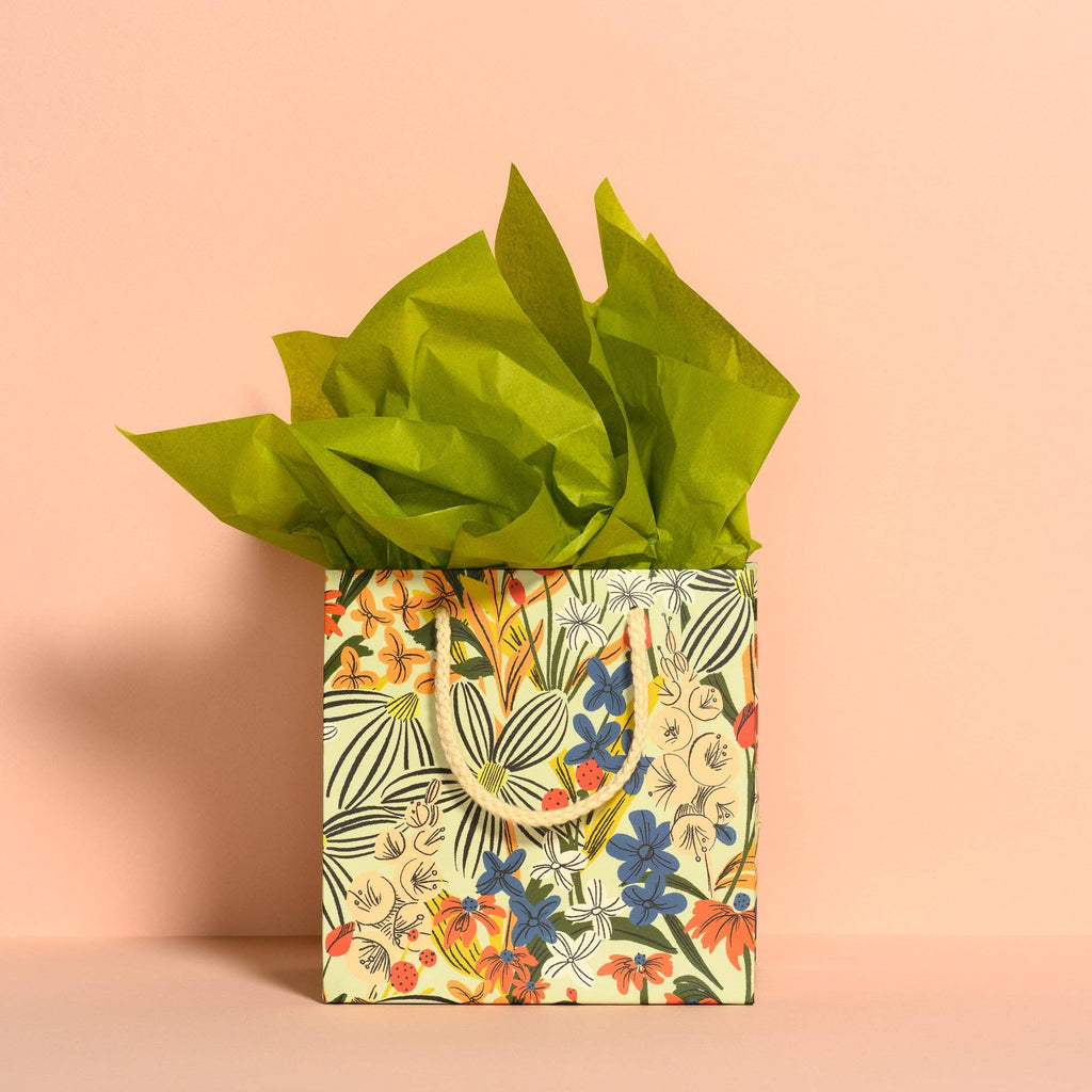 Chartreuse tissue paper: 8 Sheets